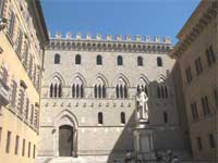 Siena-Piazza Salimbeni